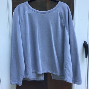 Long sleeve light sweatshirt